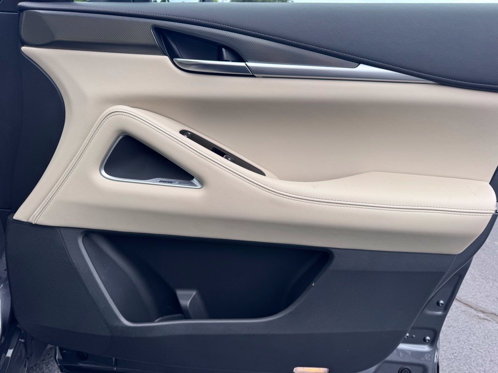 Used 2023 INFINITI QX60 Luxe w/ Performance Audio Package FWD image 27