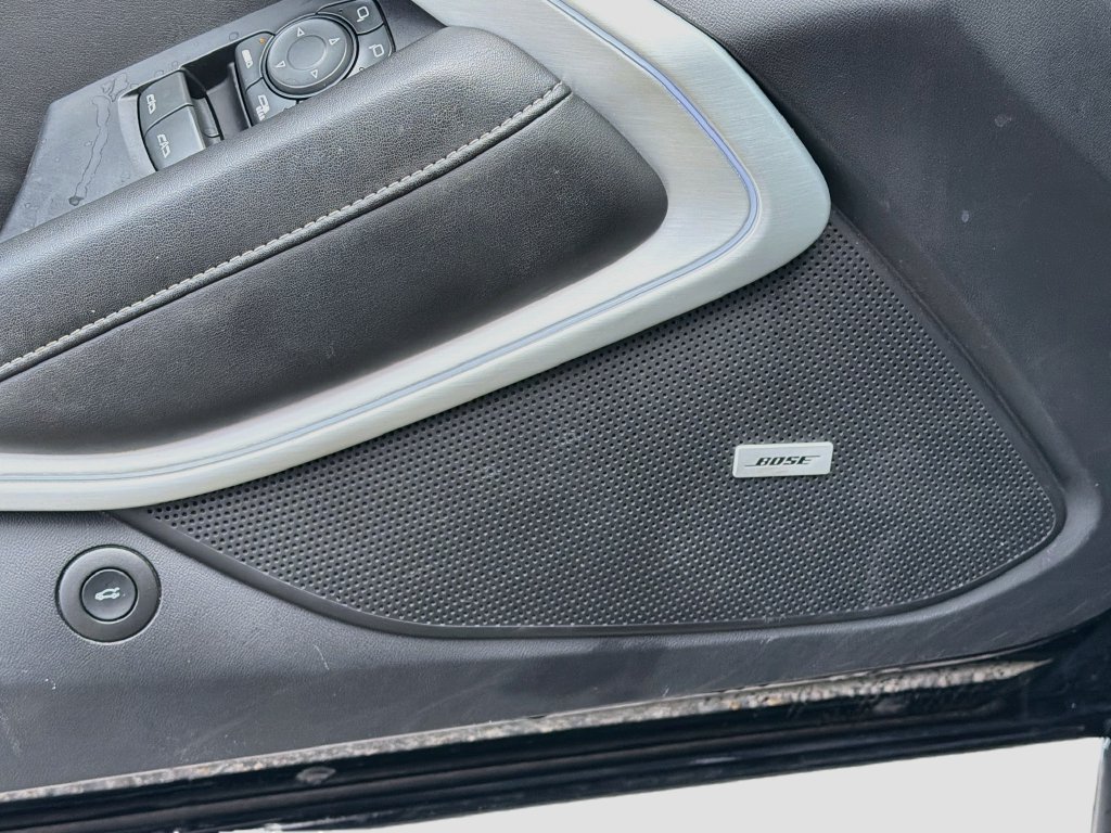 Used 2020 Chevrolet Camaro SS RWD image 22