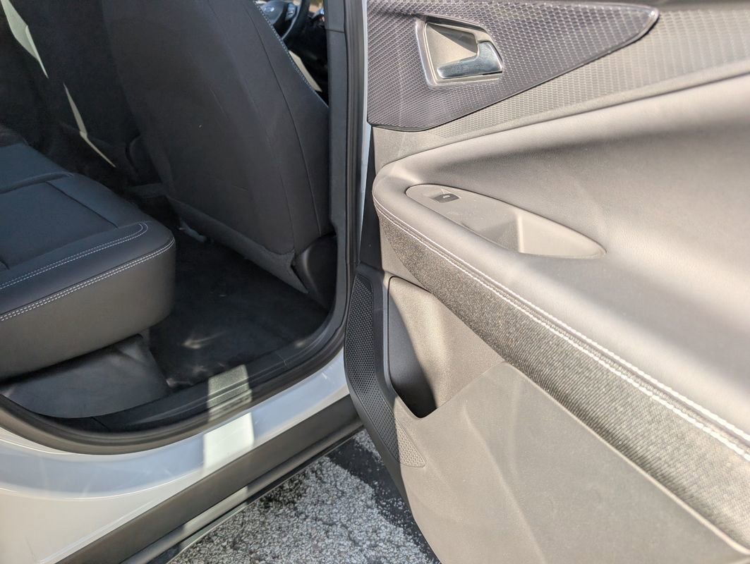 Used 2025 Chevrolet Blazer EV AWD Police image 32