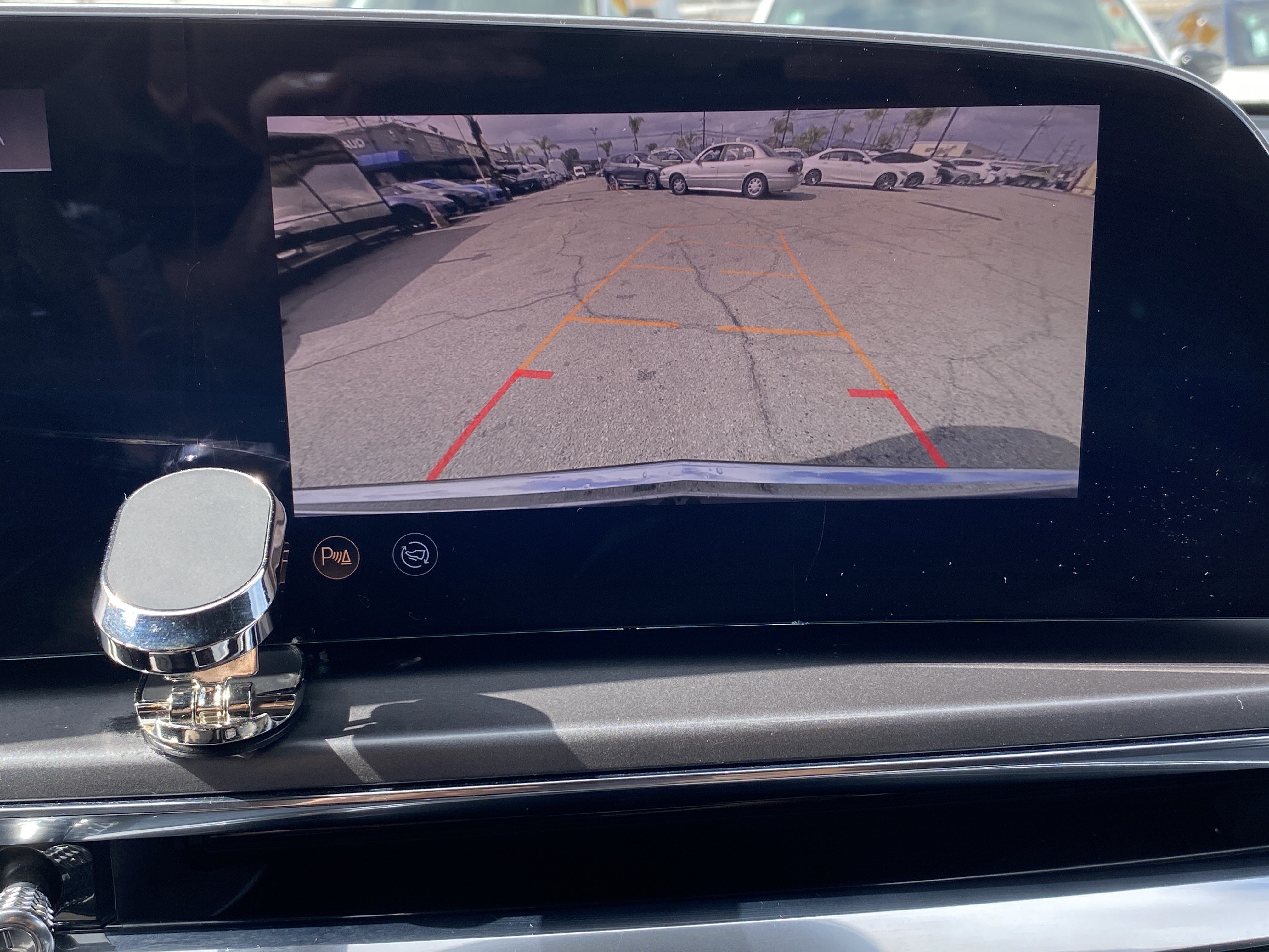 Used 2024 Cadillac Lyriq Tech RWD image 25