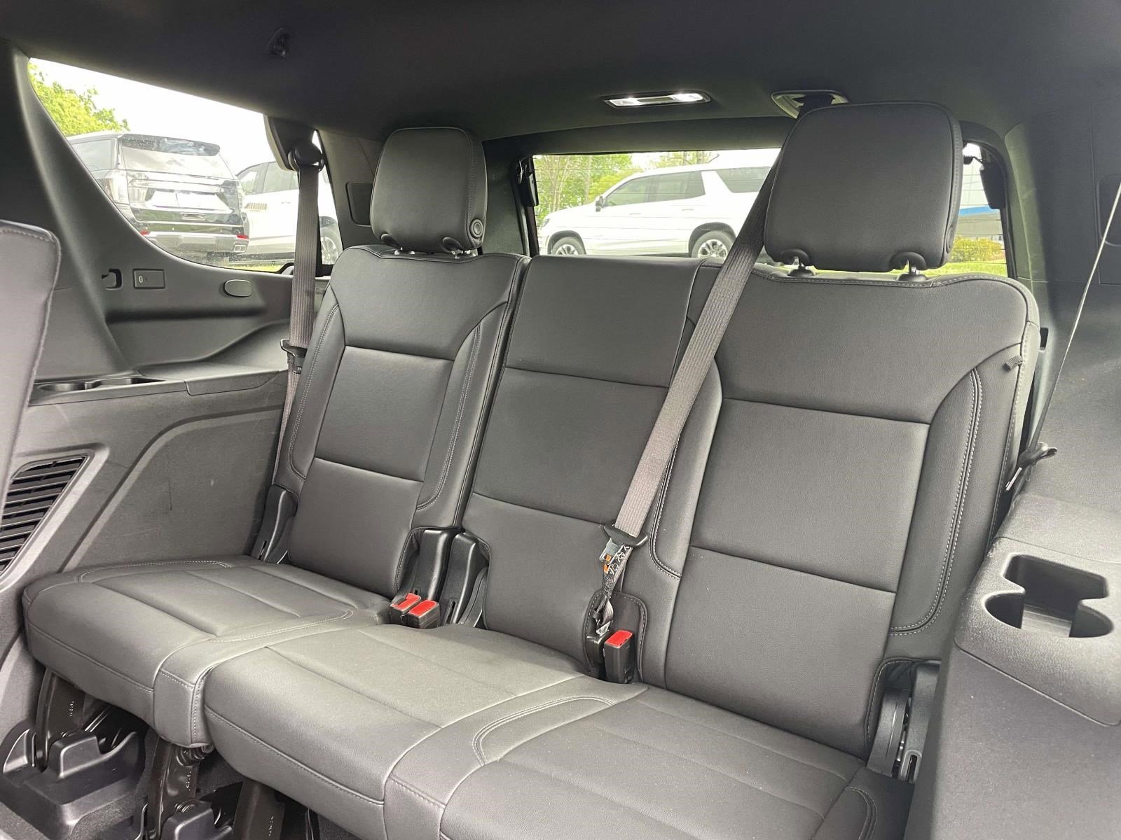 Used 2025 Chevrolet Tahoe Z71 AWD/4WD image 22