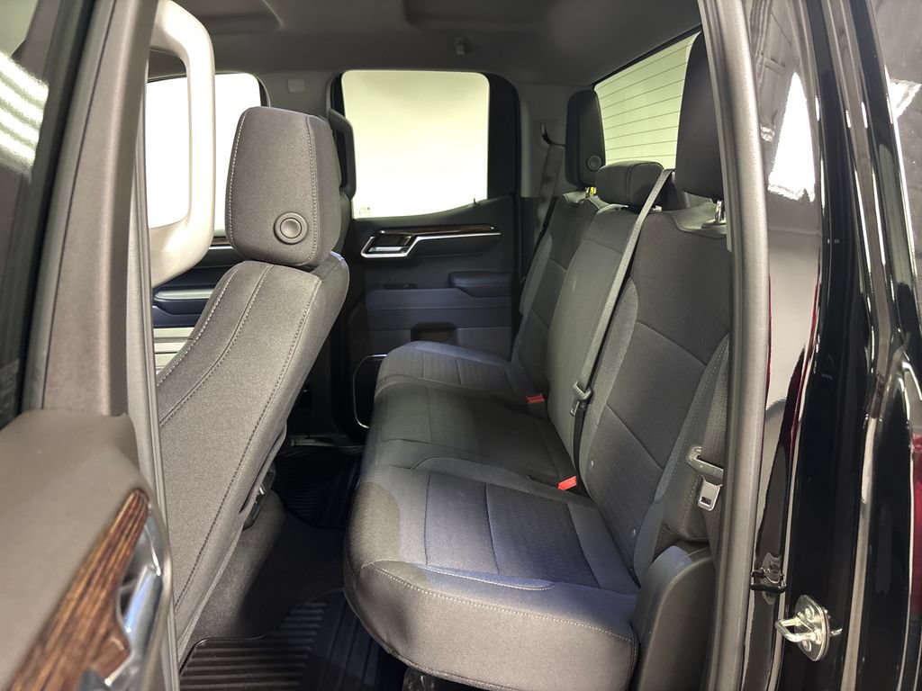 New 2026 GMC Sierra 1500 Elevation AWD/4WD image 32