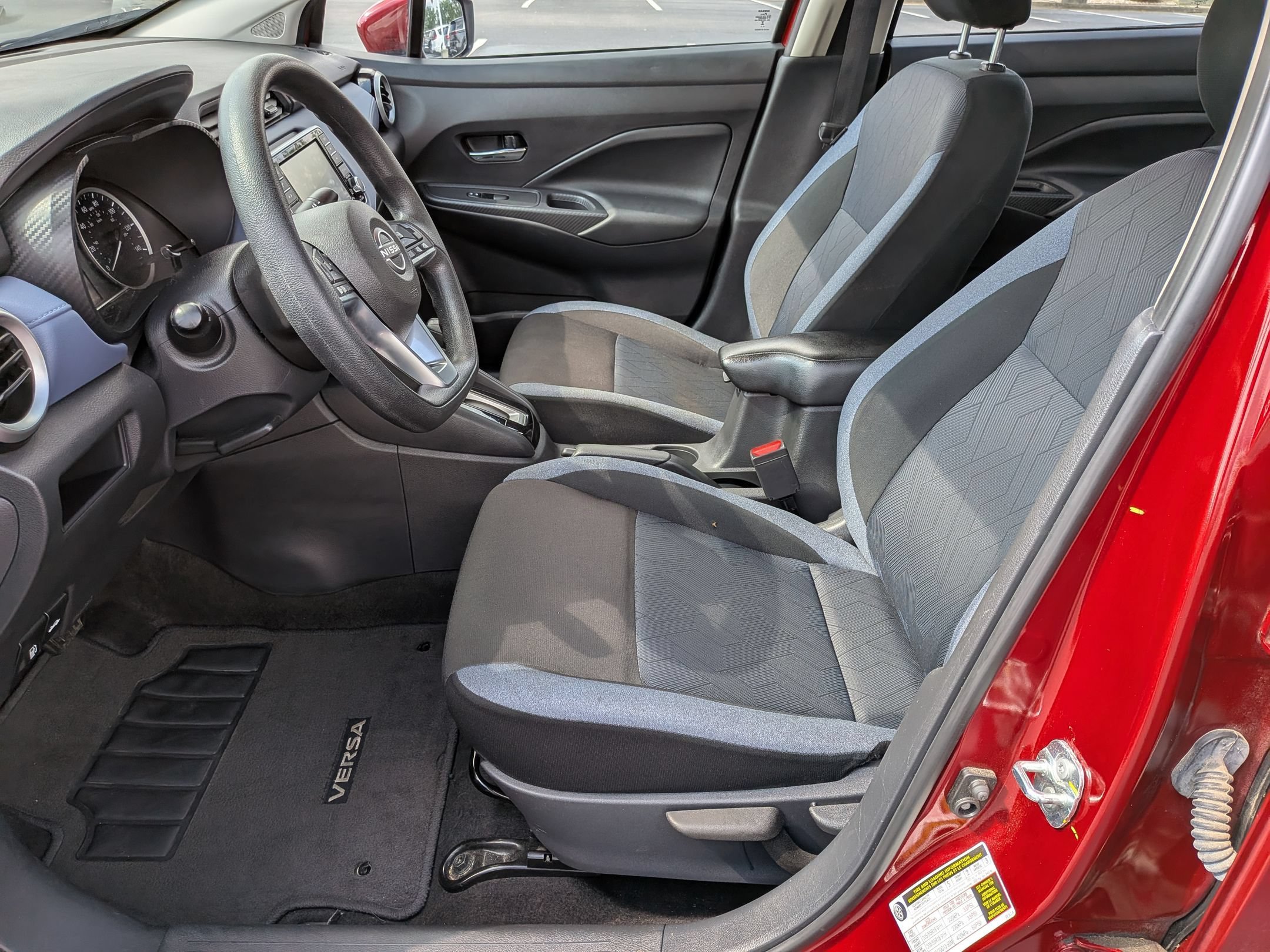 Used 2024 Nissan Versa SV FWD image 14