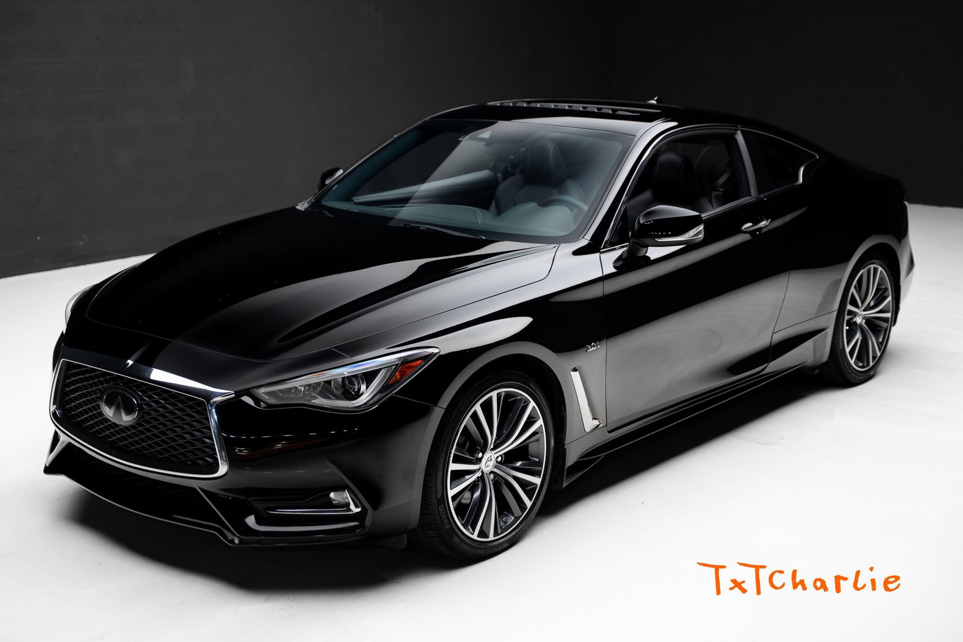 Used 2019 INFINITI Q60 3.0t Luxe AWD/4WD image 1