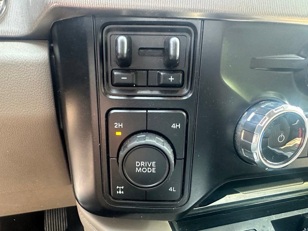 Used 2026 Ford F350 Platinum w/ Platinum Plus Package AWD/4WD image 19