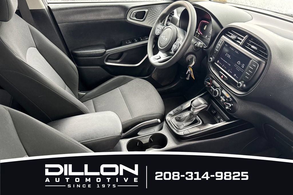 Certified 2023 Kia Soul LX w/ LX Technology Package FWD image 18