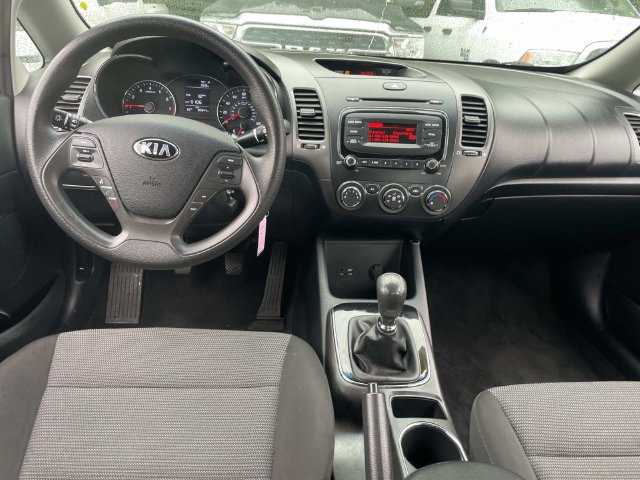 Used 2018 Kia Forte LX FWD image 12