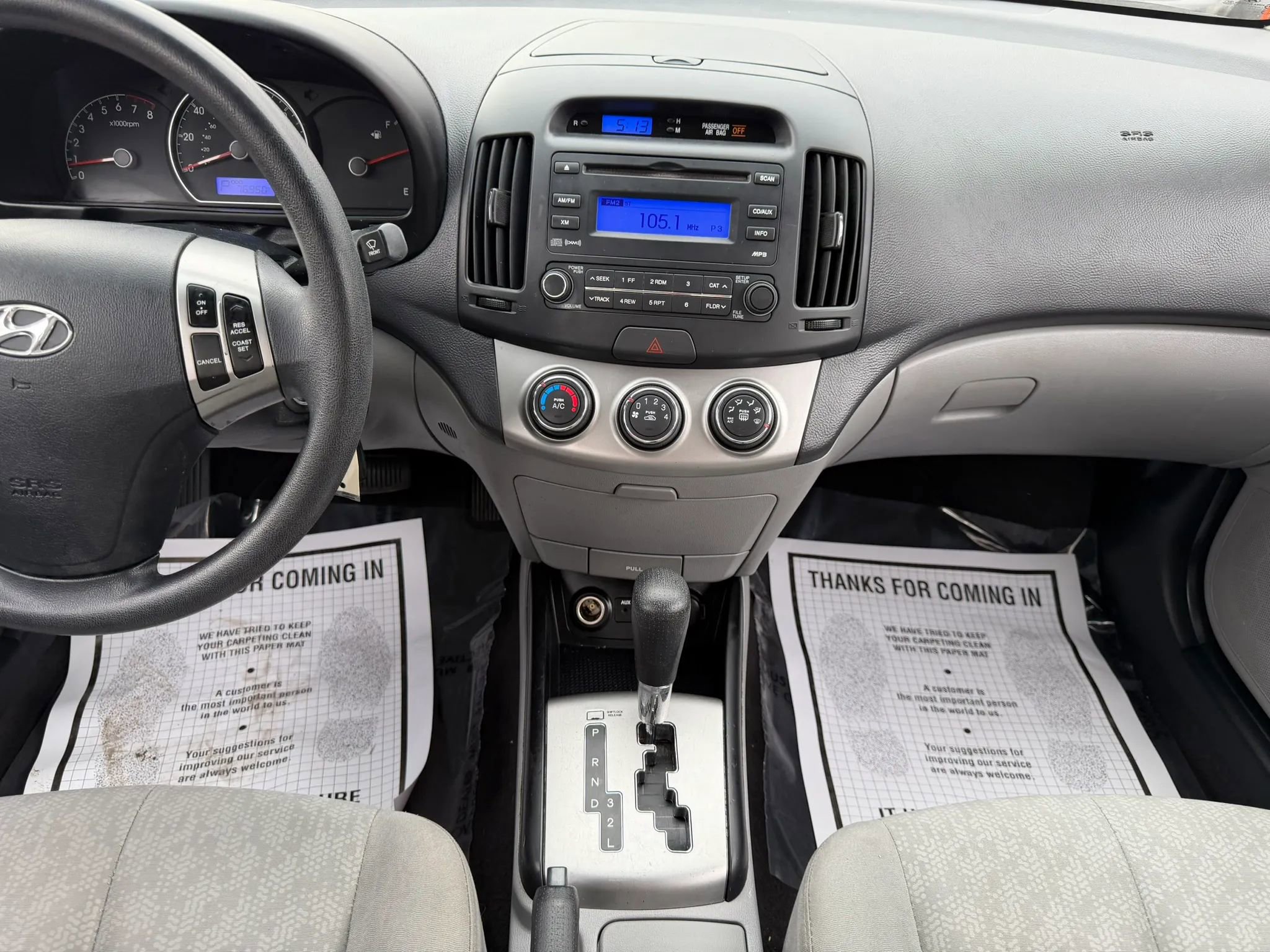 Used 2010 Hyundai Elantra GLS image 21