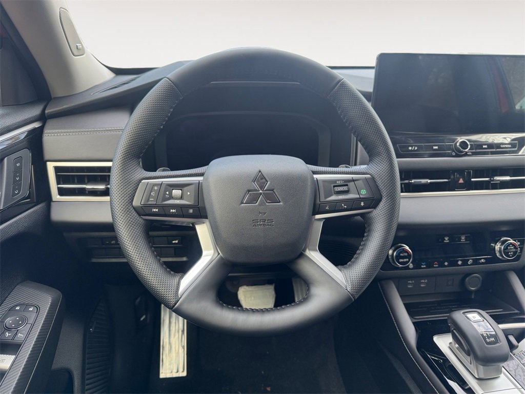 New 2026 Mitsubishi Outlander SEL image 4