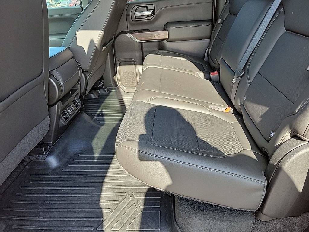 Used 2020 GMC Sierra 1500 SLT w/ X31 Off-Road Package AWD/4WD image 5