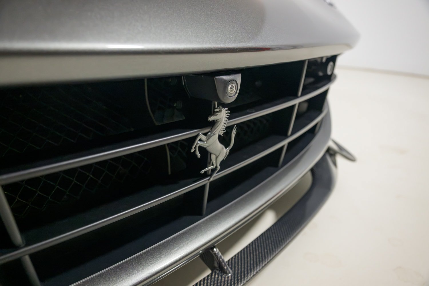 Used 2016 Ferrari F12 Berlinetta RWD image 39