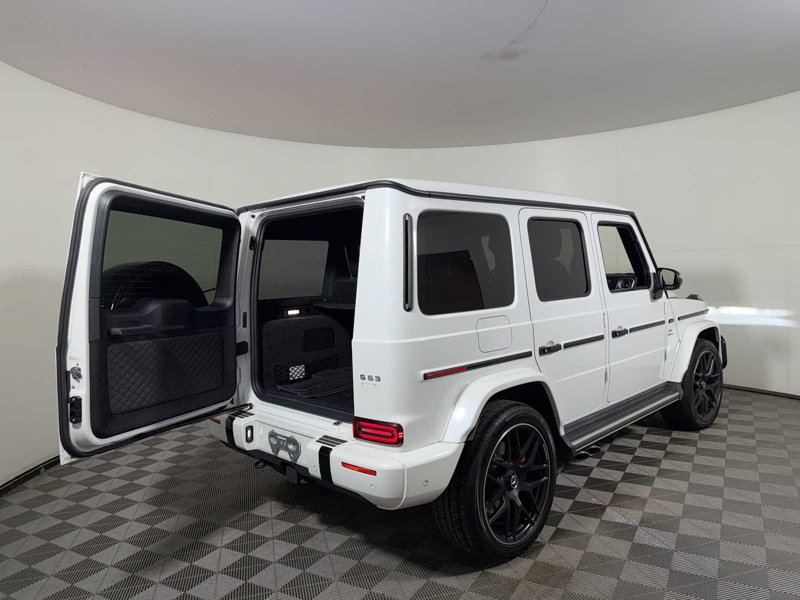 Used 2023 Mercedes-Benz G 63 AMG AMG G 63 image 22