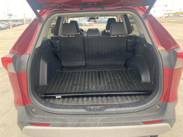 Used 2019 Toyota RAV4 Adventure image 6