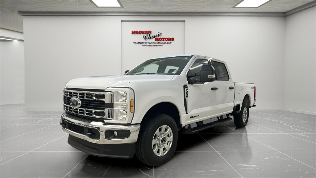 Used 2024 Ford F250 XLT image 3