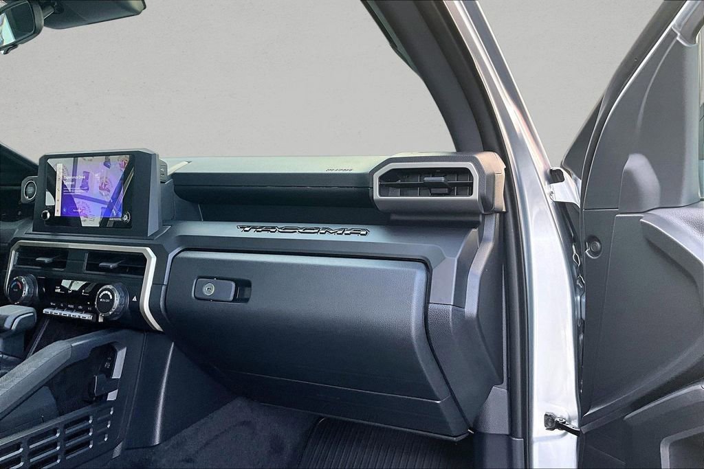 Used 2024 Toyota Tacoma SR image 21