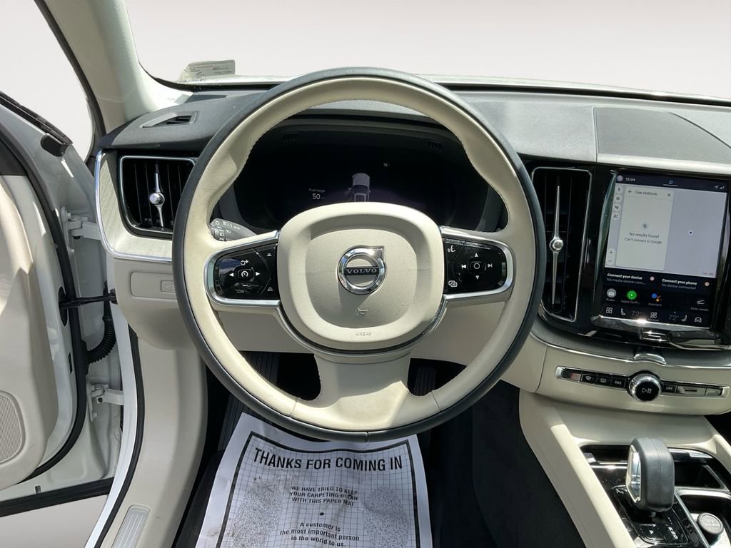Used 2024 Volvo XC60 B5 Plus w/ Protection Package Premier AWD/4WD image 12