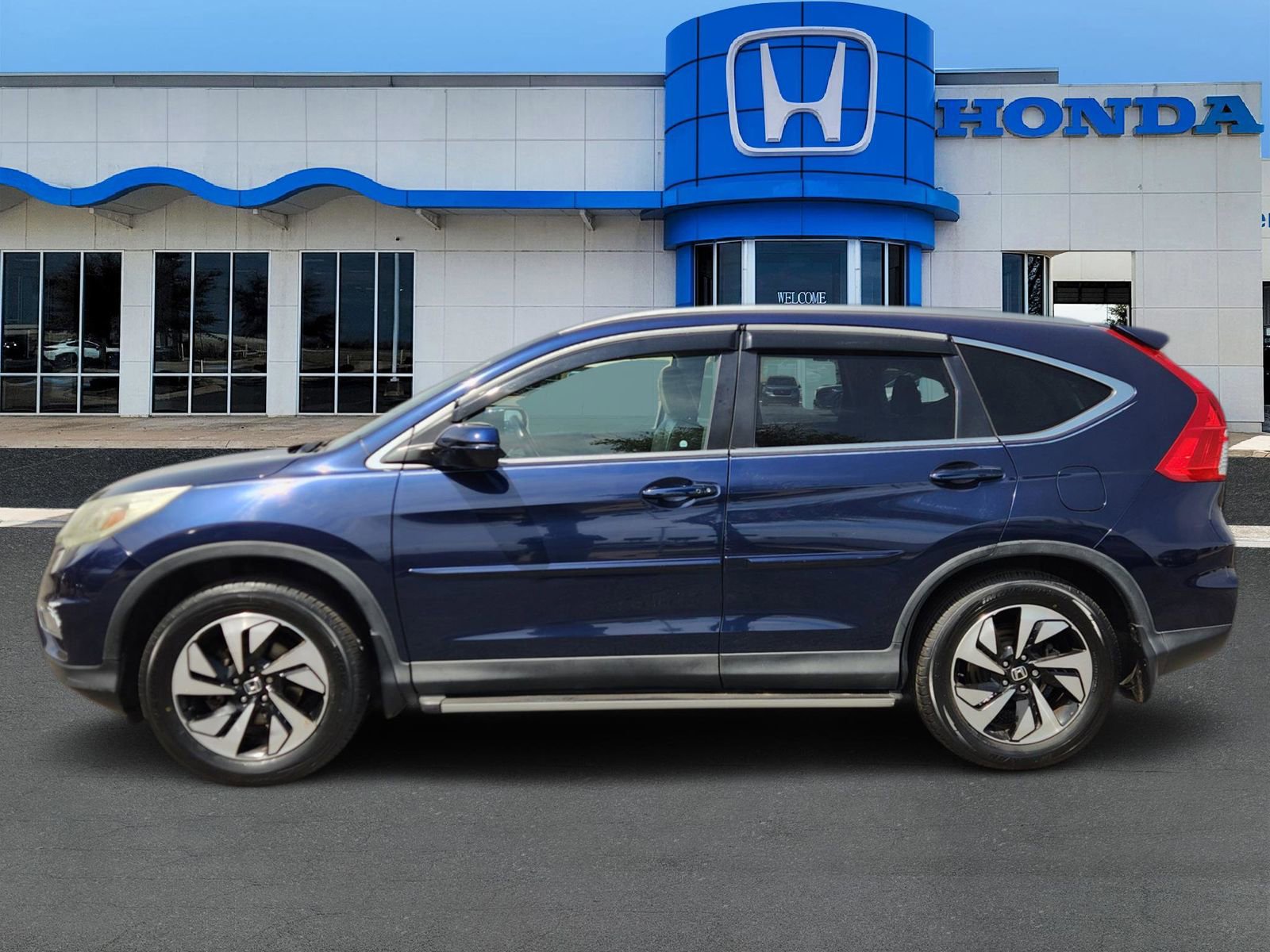 Used 2015 Honda CR-V Touring image 3