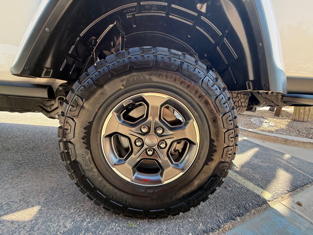 Used 2021 Jeep Gladiator Rubicon AWD/4WD image 5