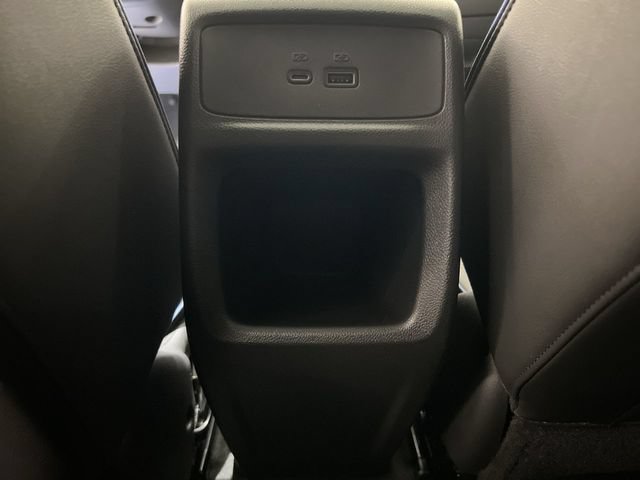 Certified 2025 Buick Envista Sport Touring w/ Experience Buick Package FWD image 20