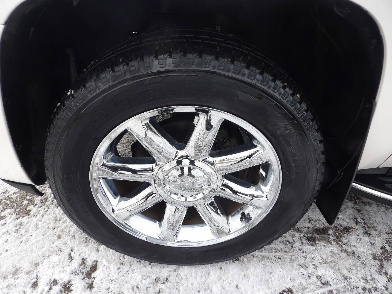 Used 2012 GMC Yukon Denali image 5