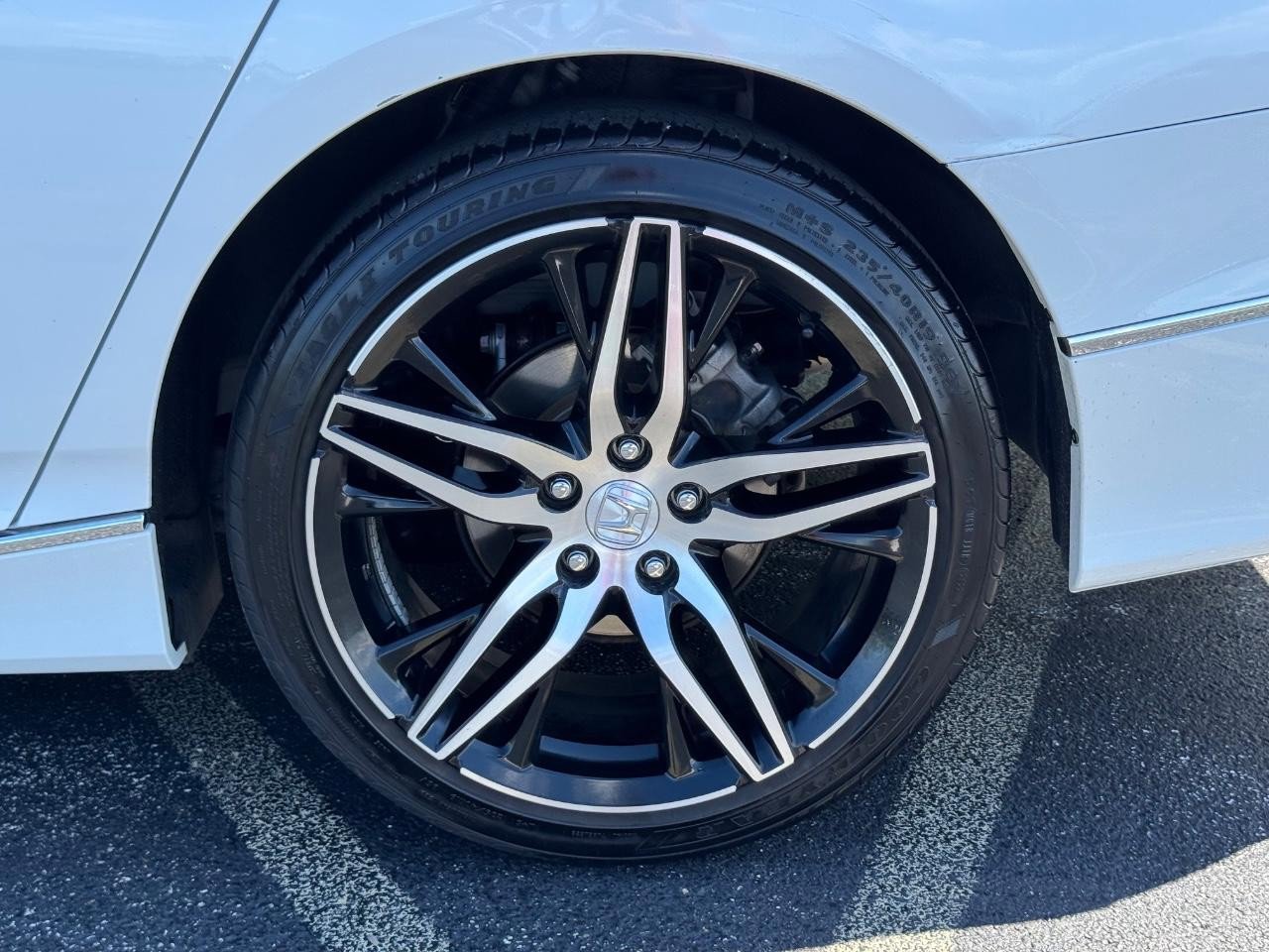 Certified 2022 Honda Accord Touring image 7