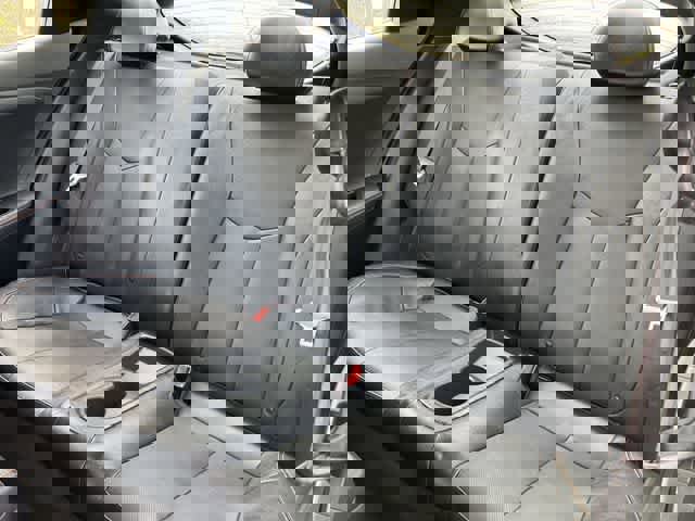 Used 2017 Hyundai Veloster Turbo image 15