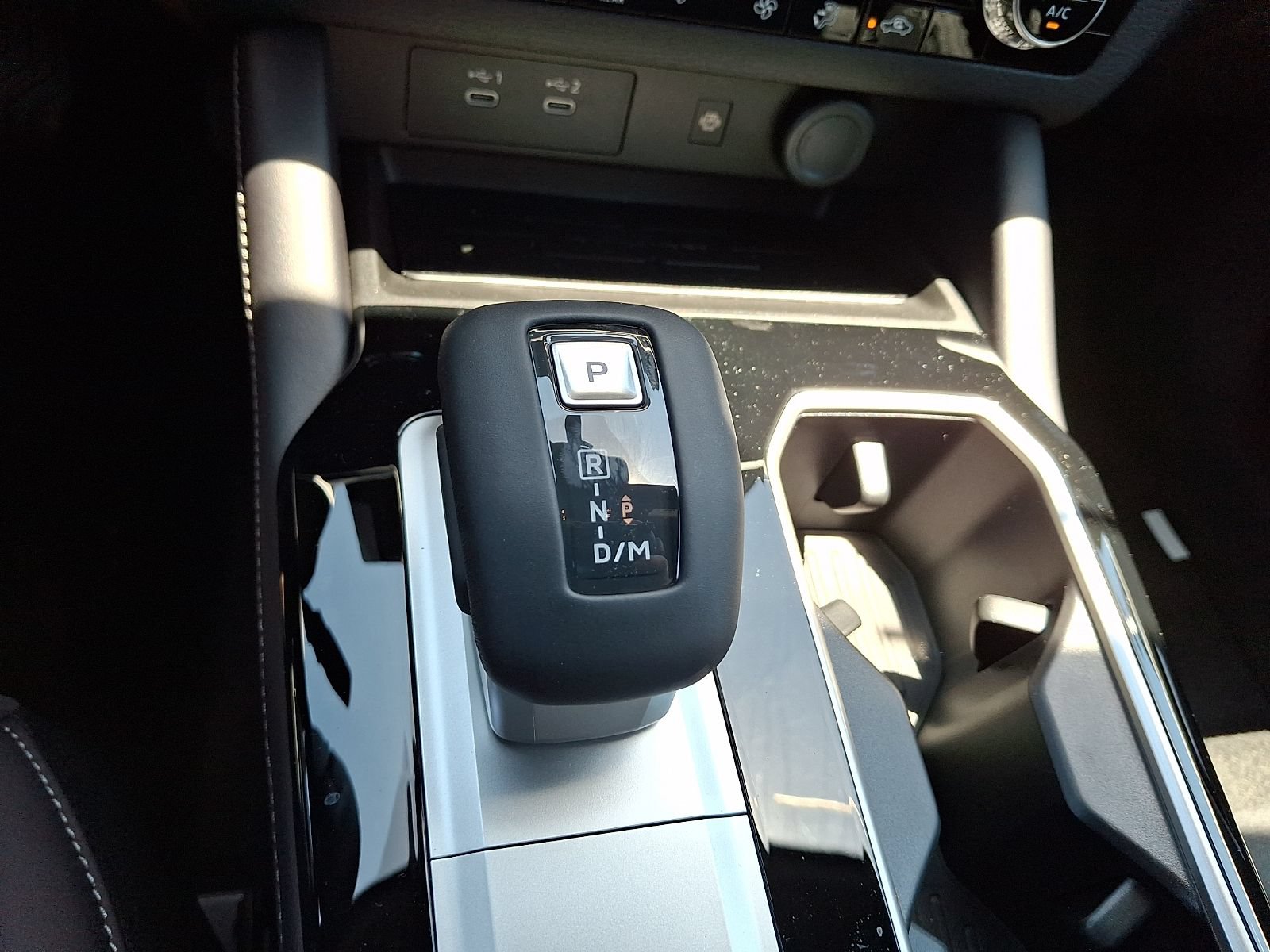 New 2026 Mitsubishi Outlander LE AWD/4WD image 15