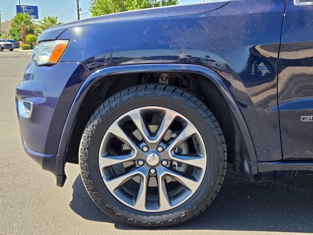 Used 2018 Jeep Grand Cherokee Overland AWD/4WD image 8