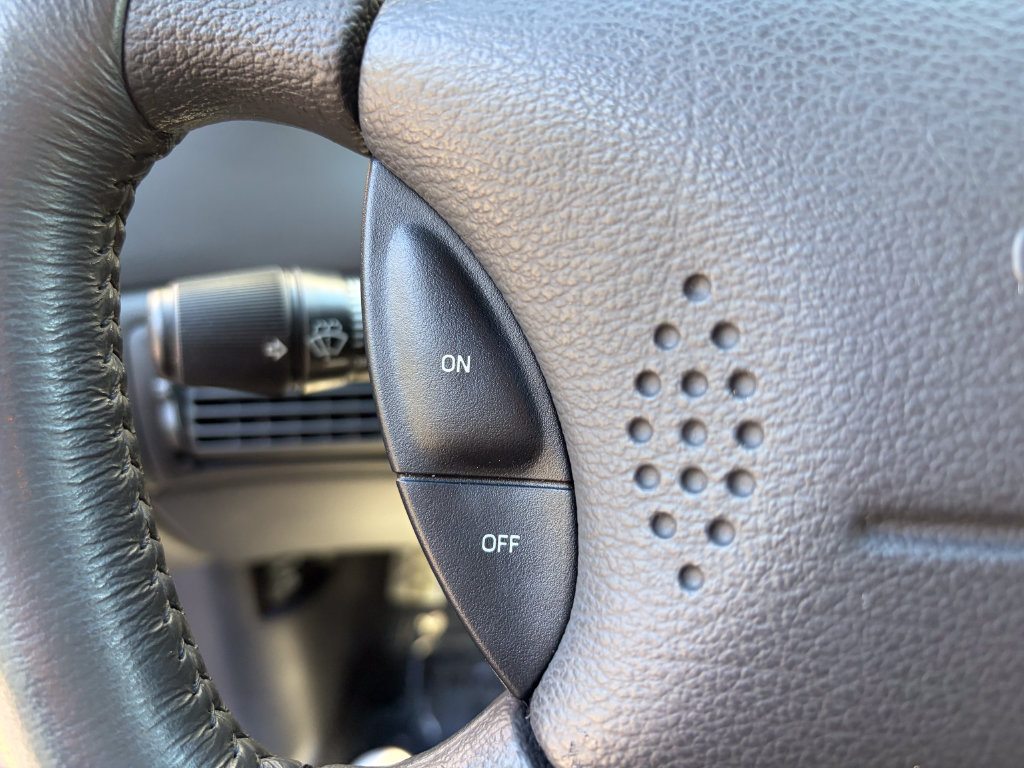 Used 2004 Ford Mustang Cobra RWD image 32