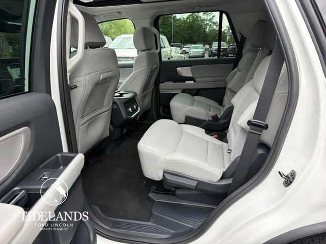 New 2026 Ford Expedition Active RWD image 27
