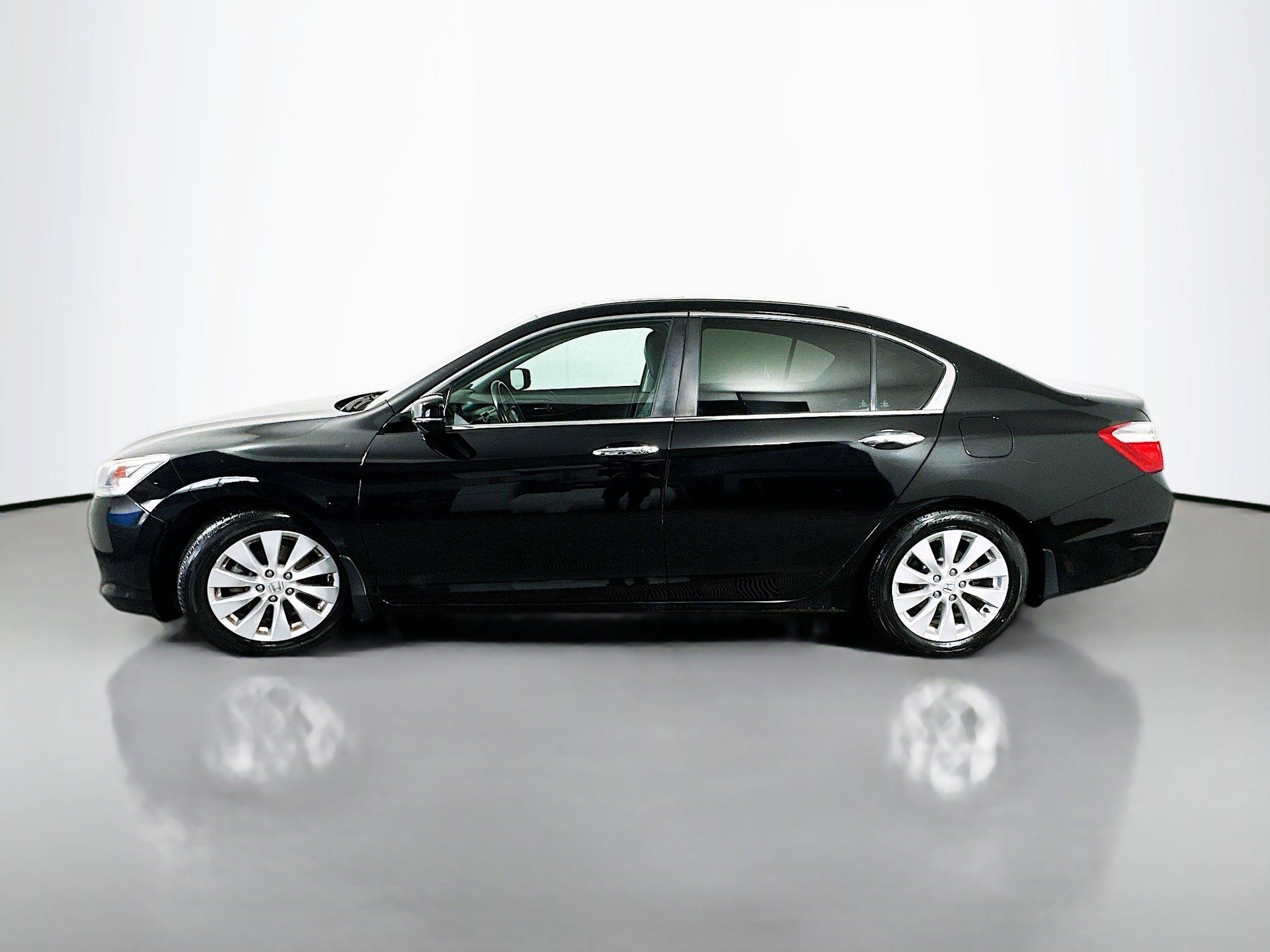Used 2013 Honda Accord EX-L image 4