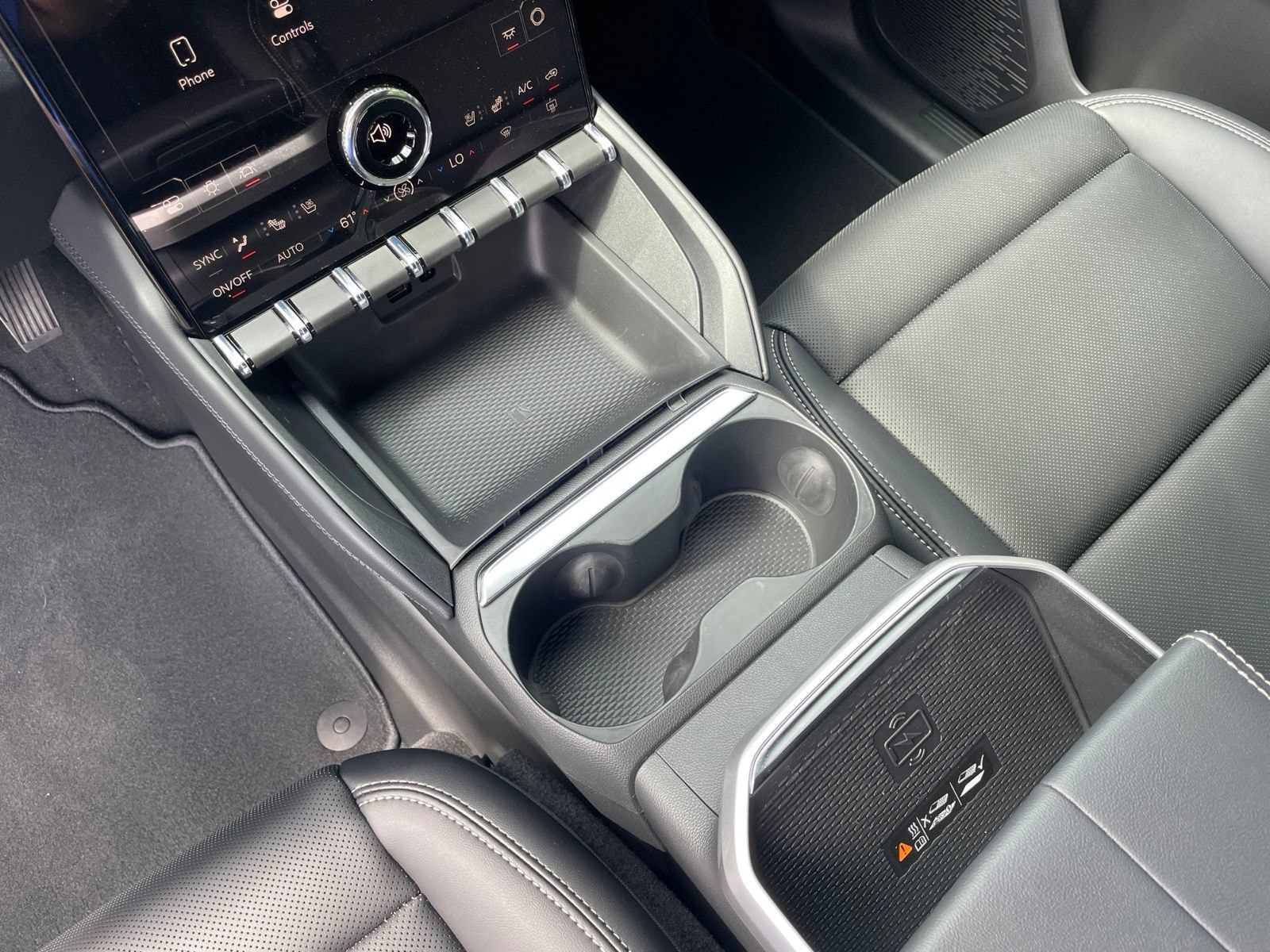 New 2027 GMC Terrain Elevation w/ Elevation Premium Package FWD image 23