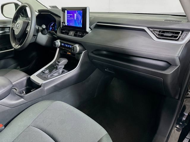 Certified 2025 Toyota RAV4 XLE image 27