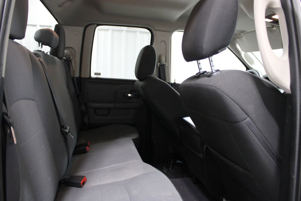 Used 2024 RAM 1500 Classic SLT image 27