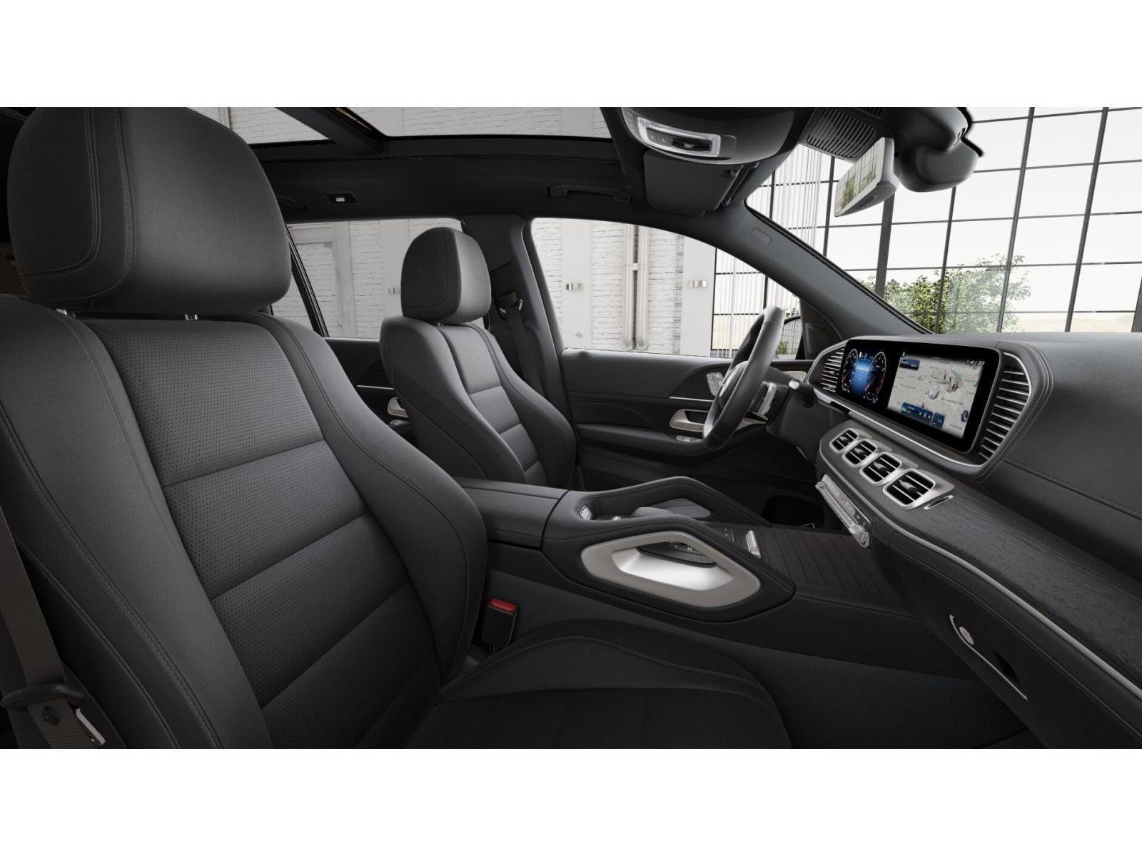 New 2026 Mercedes-Benz GLS 450 4MATIC image 3
