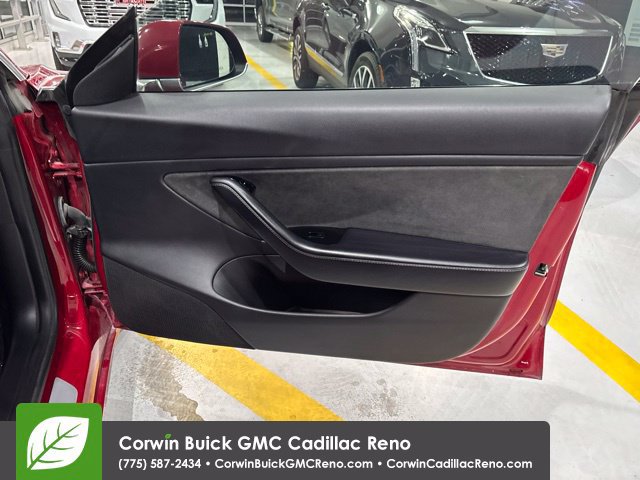 Used 2018 Tesla Model 3 Long Range RWD image 17