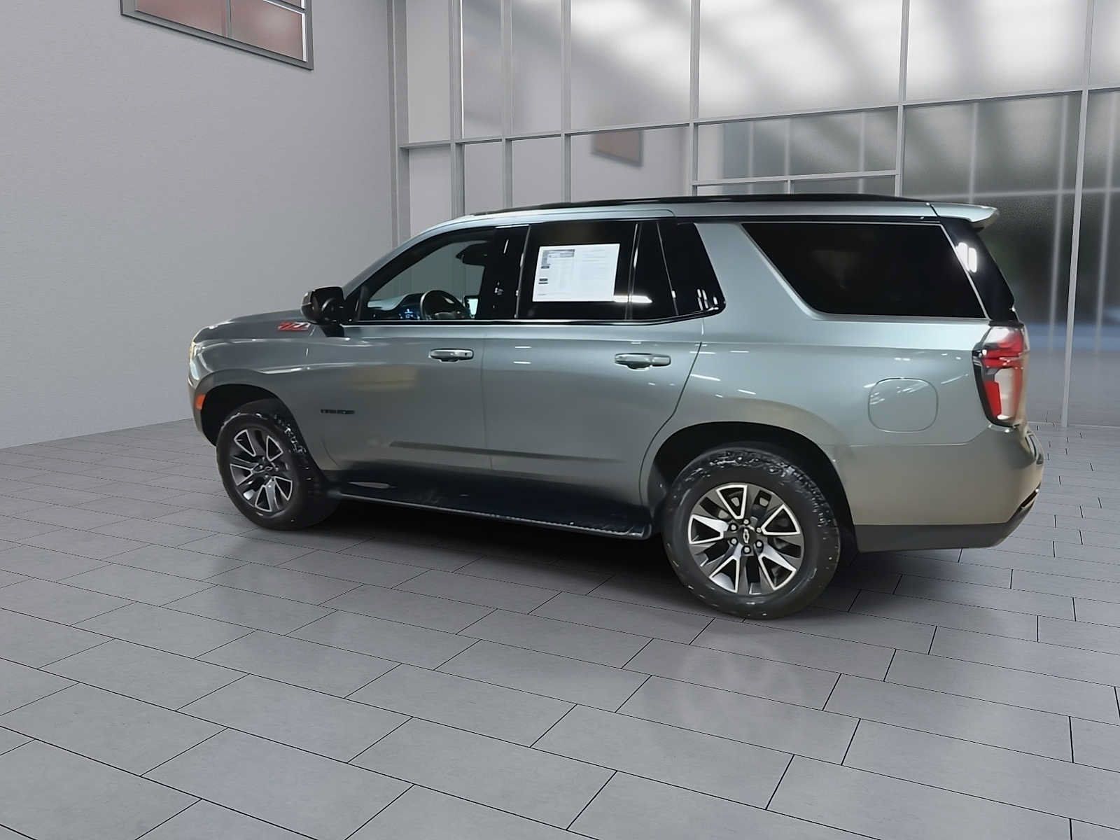 Used 2023 Chevrolet Tahoe Z71 AWD/4WD image 6