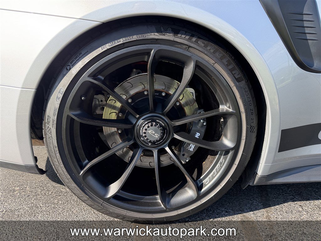 Used 2019 Porsche 911 GT3 RS RWD image 23
