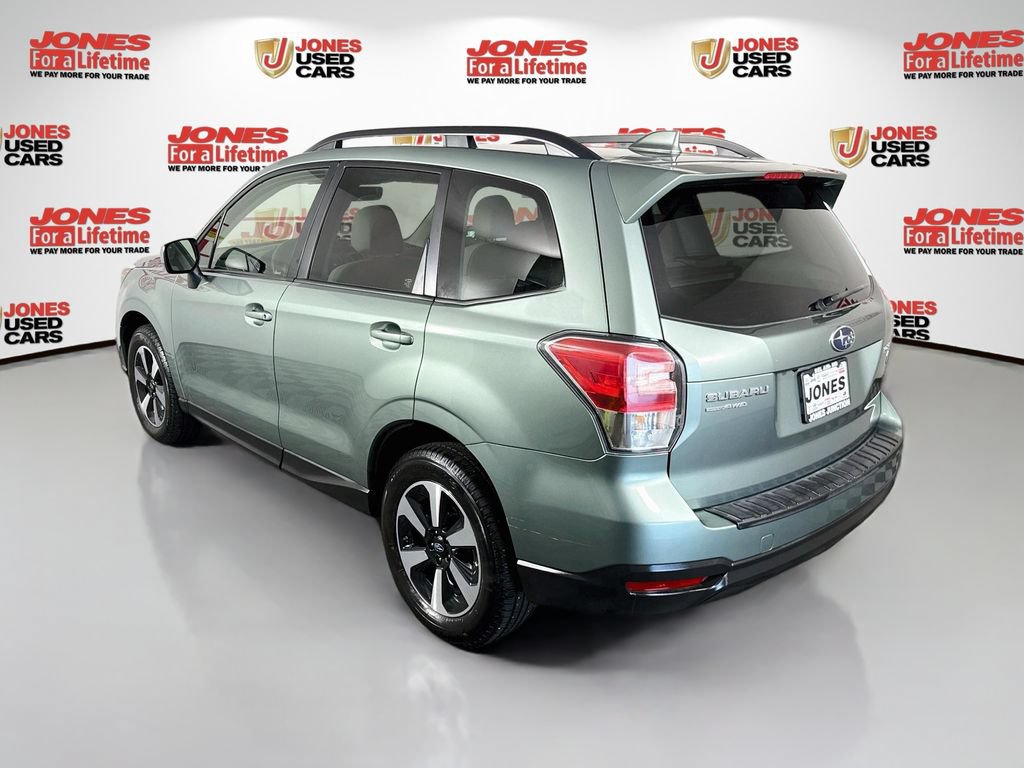 Used 2017 Subaru Forester 2.5i Premium w/ All-Weather Package AWD/4WD image 2