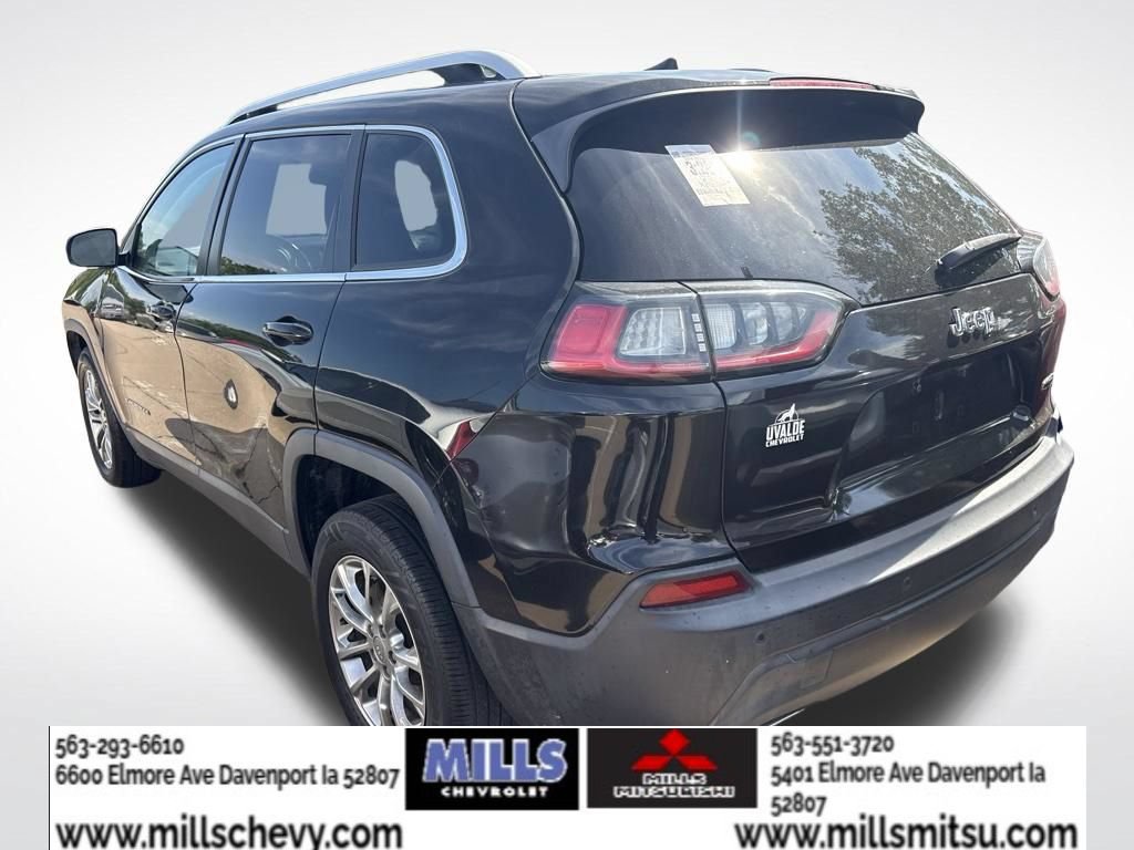 Used 2019 Jeep Cherokee Latitude Plus w/ Comfort/Convenience Group FWD image 4
