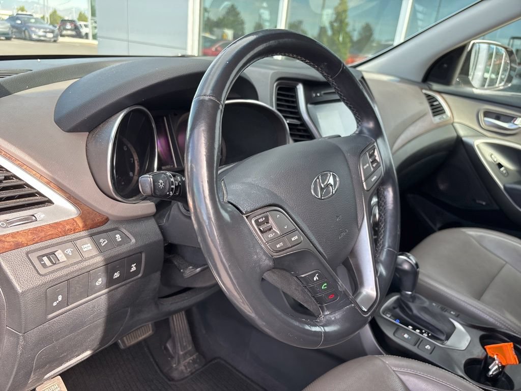 Used 2017 Hyundai Santa Fe Limited AWD/4WD image 7
