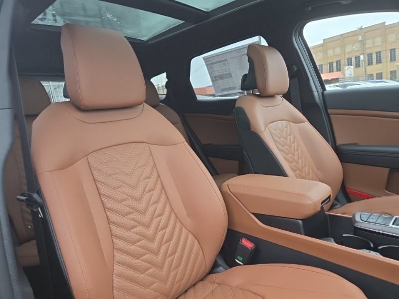 New 2026 Kia Sportage X-Line w/ X-Line Technology Package AWD/4WD image 16