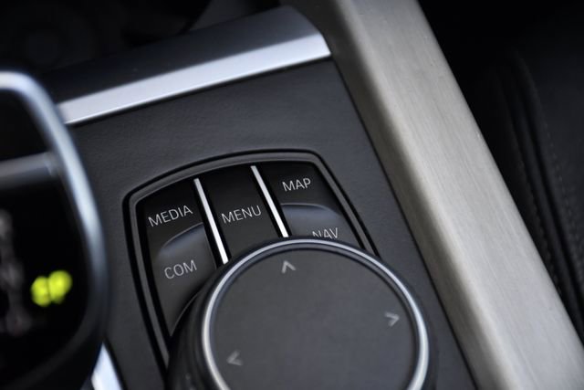 Used 2018 BMW X5 sDrive35i w/ Driving Assistance Package image 14