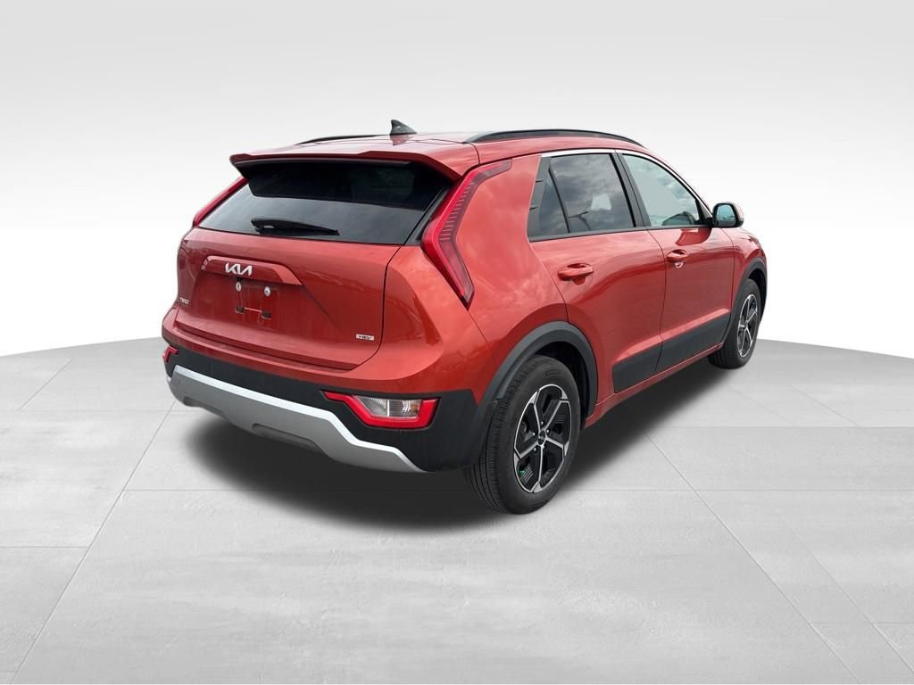 Certified 2023 Kia Niro LX image 7