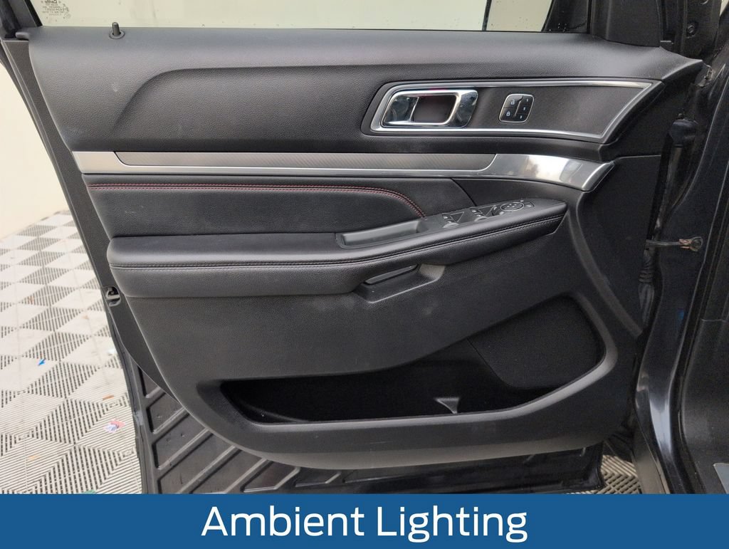 Used 2017 Ford Explorer Sport w/ Equipment Group 401A AWD/4WD image 32
