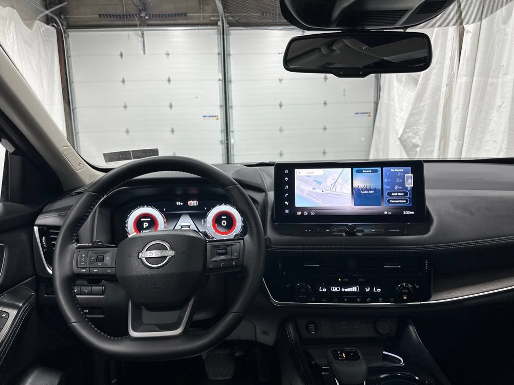 Used 2026 Nissan Rogue Platinum w/ Platinum Premium Package AWD/4WD image 16