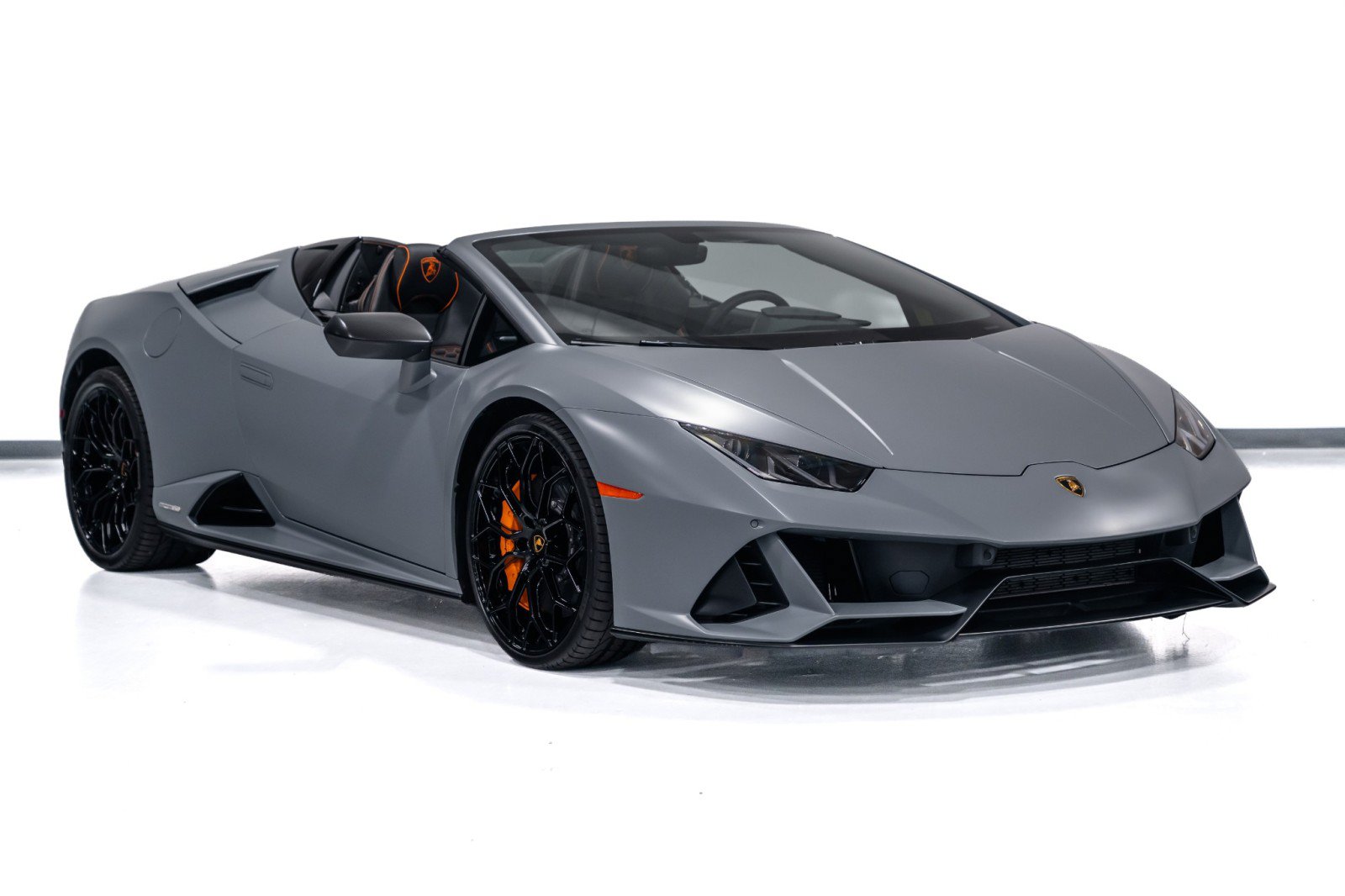 Used 2024 Lamborghini Huracan EVO AWD/4WD image 3