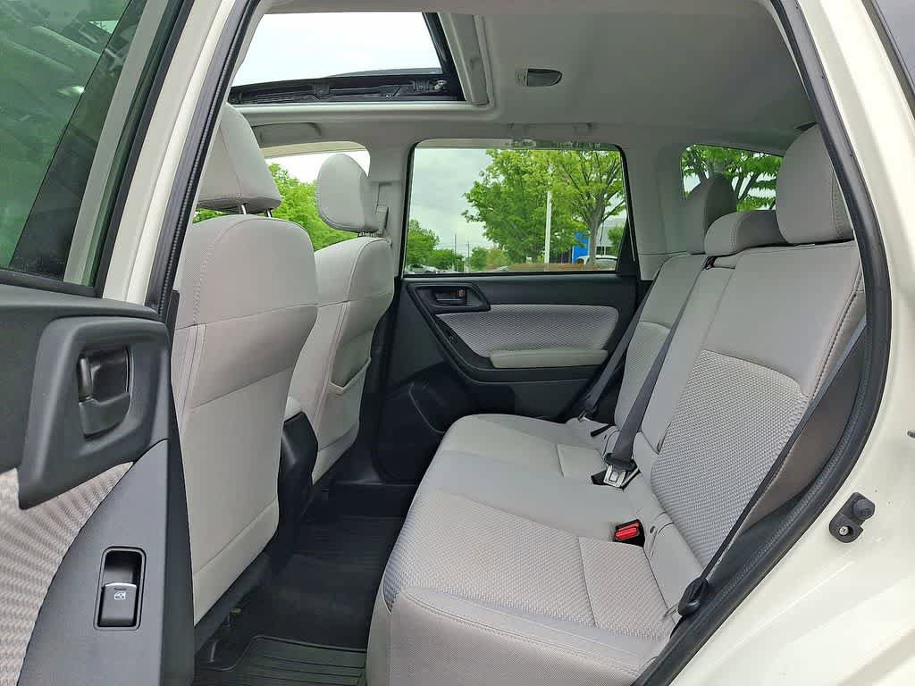 Used 2018 Subaru Forester 2.5i Premium w/ Protection Package #1 AWD/4WD image 10
