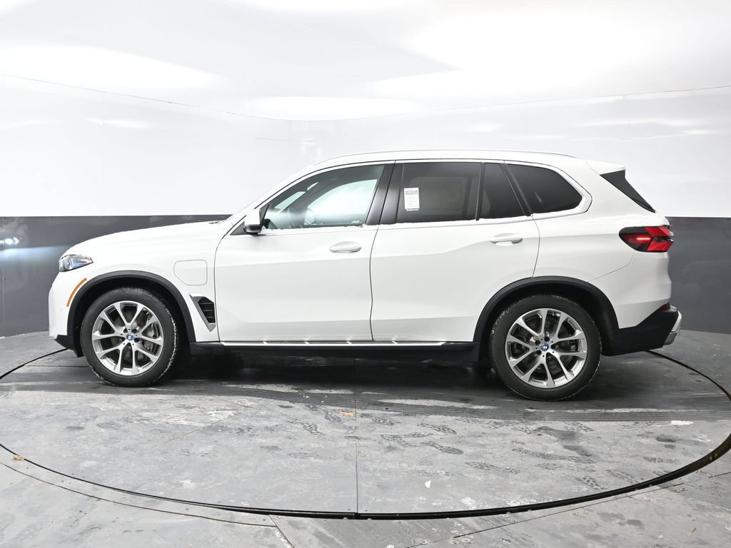Used 2025 BMW X5 xDrive50e AWD/4WD image 7