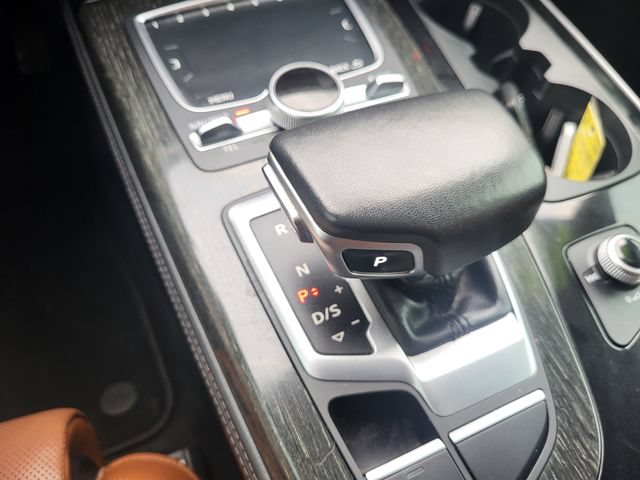 Used 2019 Audi Q7 3.0T Prestige AWD/4WD image 19